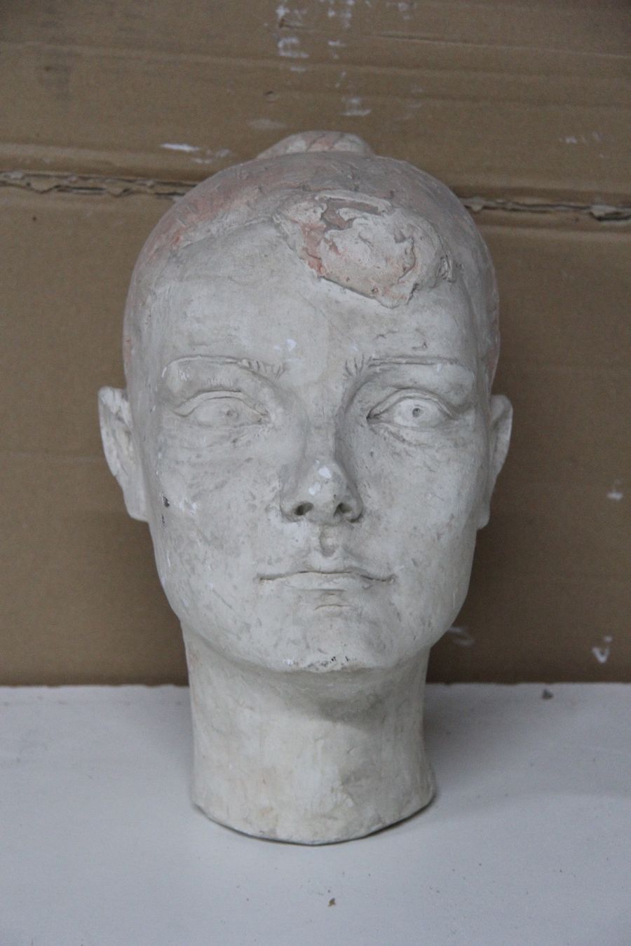 Skulpturen & Statuen: Mädchenkopf in Gips von Franco Annoni – Gebraucht aus Balsthal von Nobelix