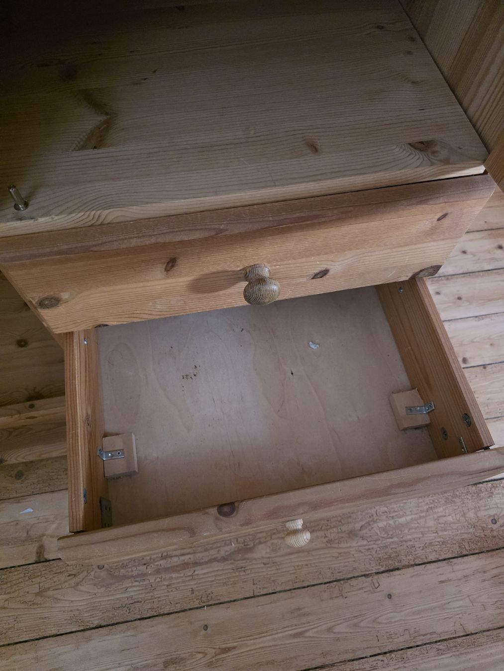 Armadi: Schrank massivholz – Usato da Adlikon venduto da Clara28 4