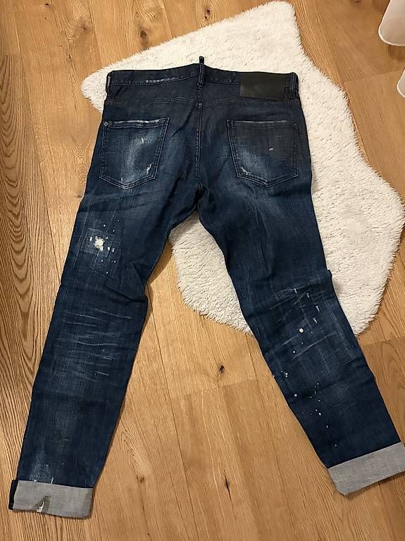 Dsquared2 Jeans: Dsquared Jeans GR 52 – Usato da Unterkulm venduto da 7017 1
