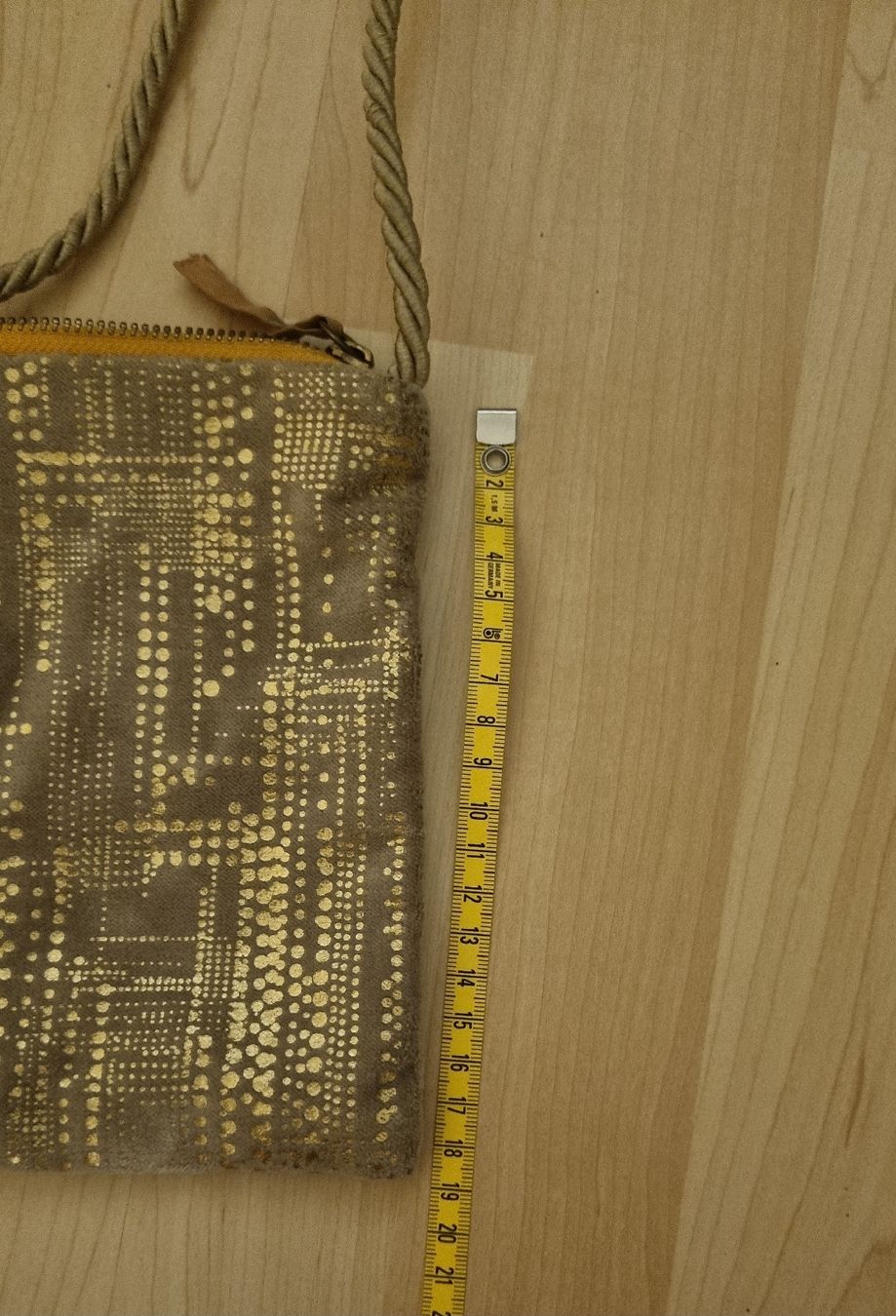 Borse: Kleine umhägetasche braun gold gemustert – Usato da Hünenberg venduto da mel__ 1