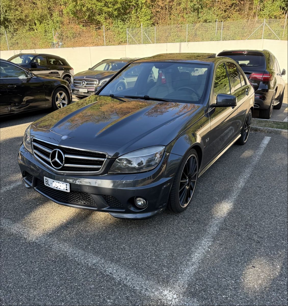 Mercedes-Benz Automobili: C63 AMG mit 6.2L V8 Limo – Usato da Tecknau venduto da Mikel011 7