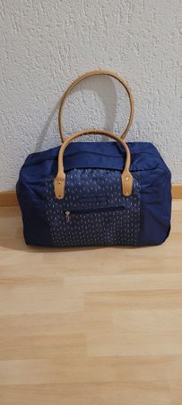 Reisetasche Blau mit Griffe