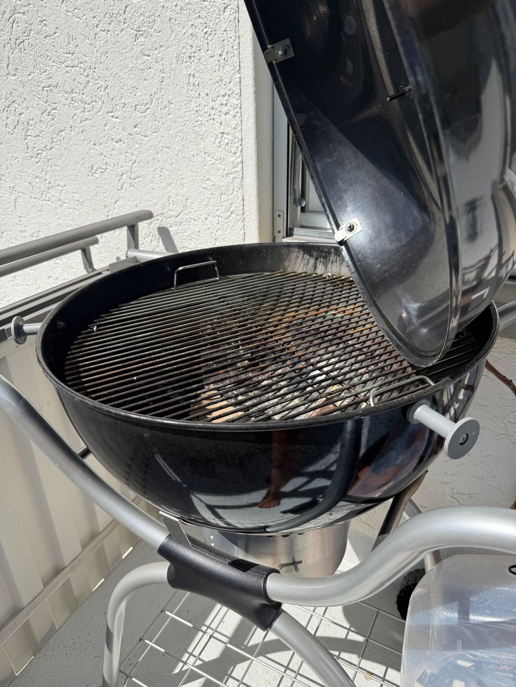 Weber Grills: Weber grill – Gebraucht aus Zollikon von mgo_95l7 1