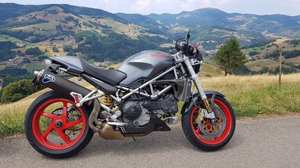 Ducati monster deals 996