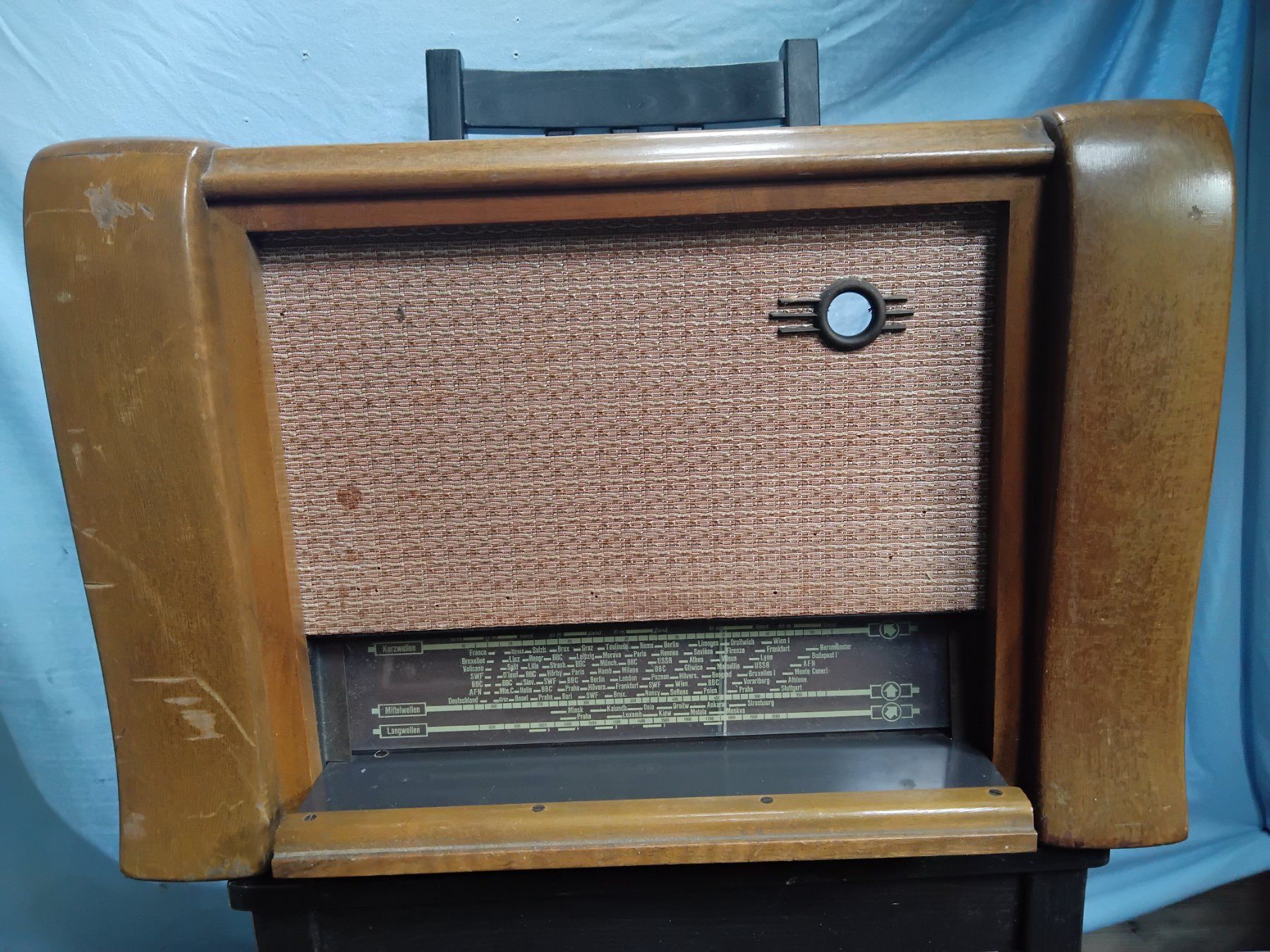 Radios: Jura – Defekt aus Nuglar von lampa-radio 1