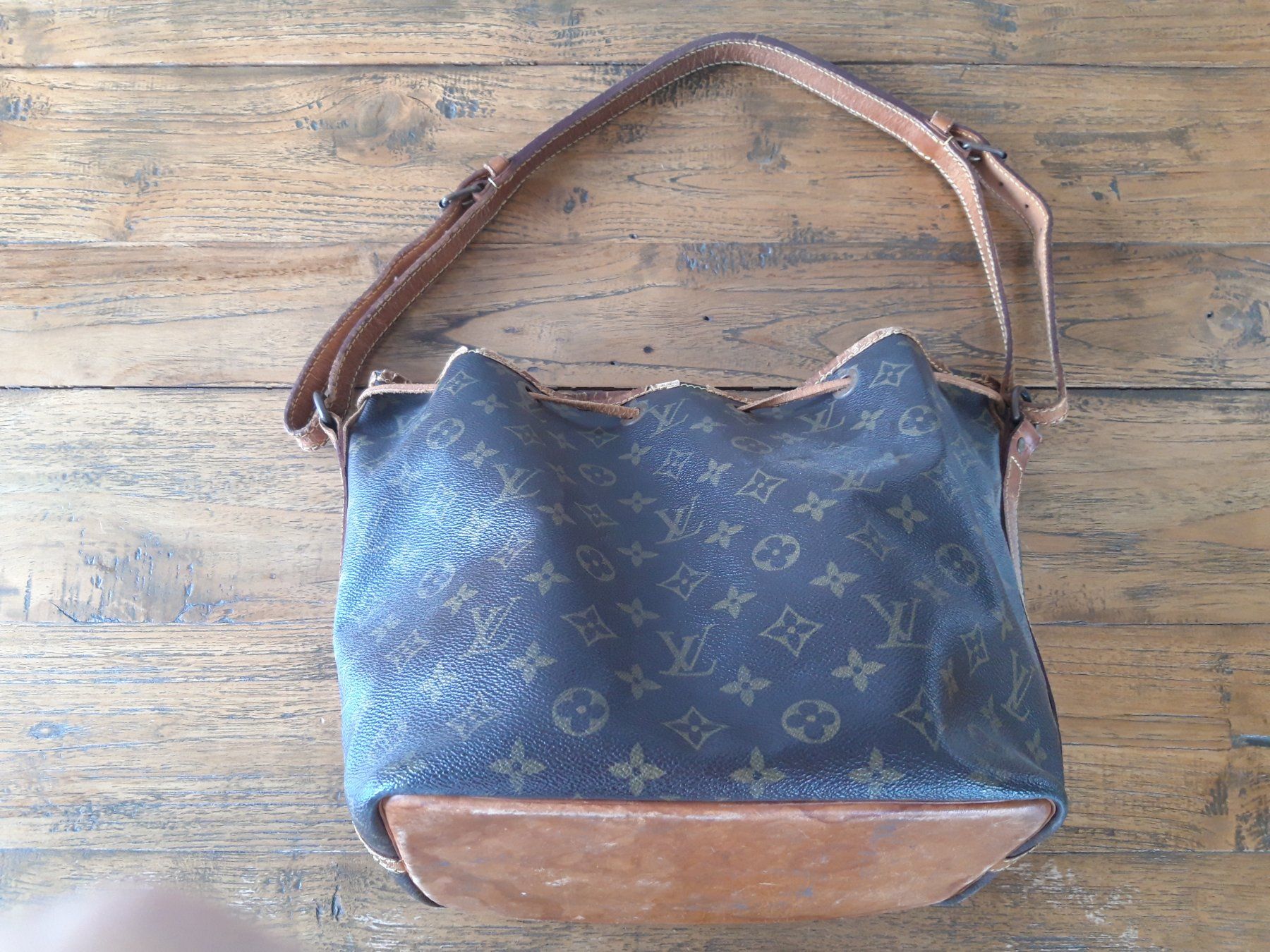 Taschen für Damen: Louis Vuittons Noe Handtasche – Gebraucht aus Feuerthalen von tanatha_st 3