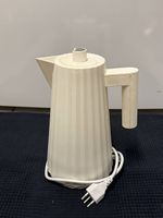 Alessi Plisse Wasserkocher 