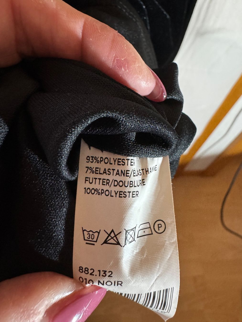 Maddison Vestiti: Schwarzes Kleid von Maddison Gr. S – Usato da Grosswangen venduto da second_hand_dress 4