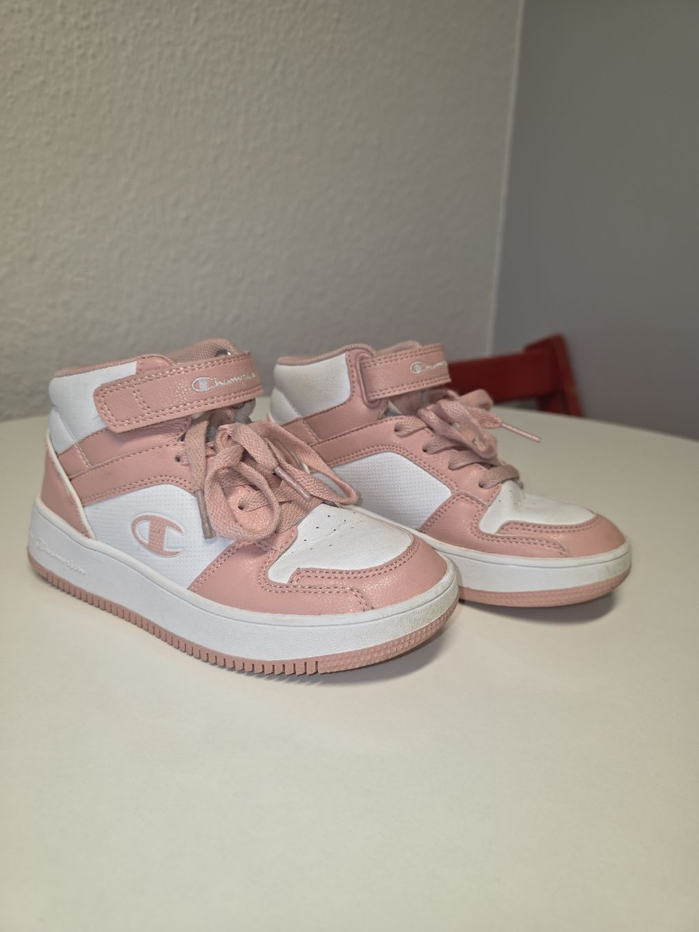 Scarpe per ragazze: Champion Kinder Schuhe – Usato da Suhr venduto da MrvicaAG