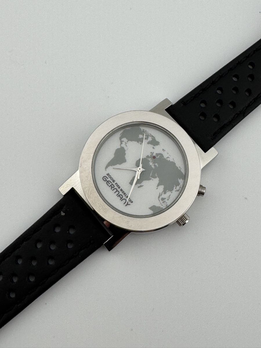 Uhren: FIFA 2006 germany uhr limite full set herrenuhr  – Gebraucht aus Biel/Bienne von upi_7vwn