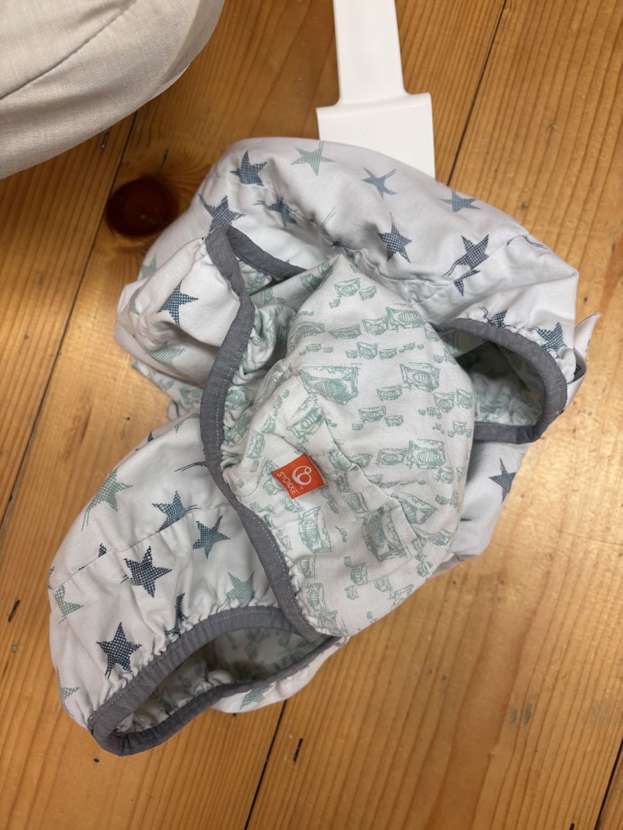 Stokke Stühle: Stokke newbornschsle mit Spielbogen  – Gebraucht aus Büren an der Aare von Nikito2001 1