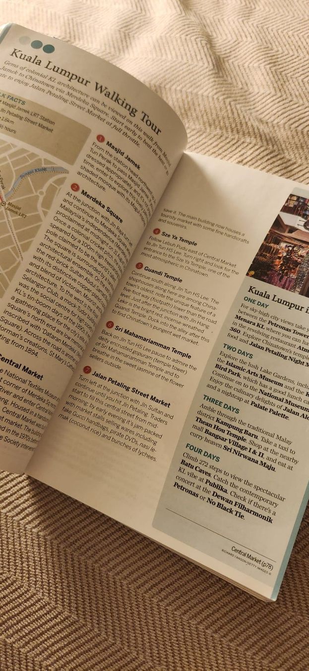 Libri: Lonely Planet Reiseführer Malaysia & Singapur – Usato da Zürich venduto da syl_bhd2 2