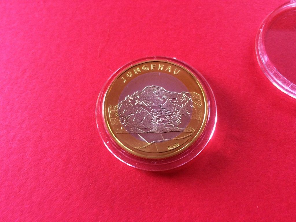 Tutti le monete: 10 Franken Jungfrau 2005 PP ***TOP*** – Nuovo e nell'imballaggio originale da Anzère venduto da Strogoff1 3