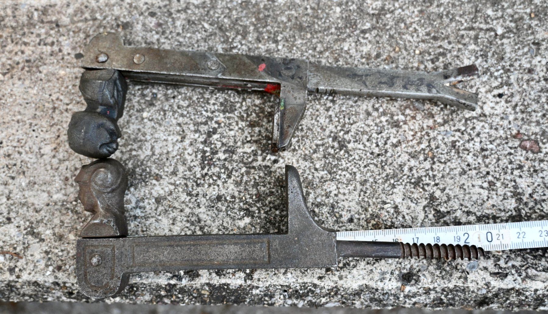 Fensterläden: 3 antike FENSTERLADENHALTER " gemixt " – Gebraucht aus Pfaffhausen von mono_rec 4