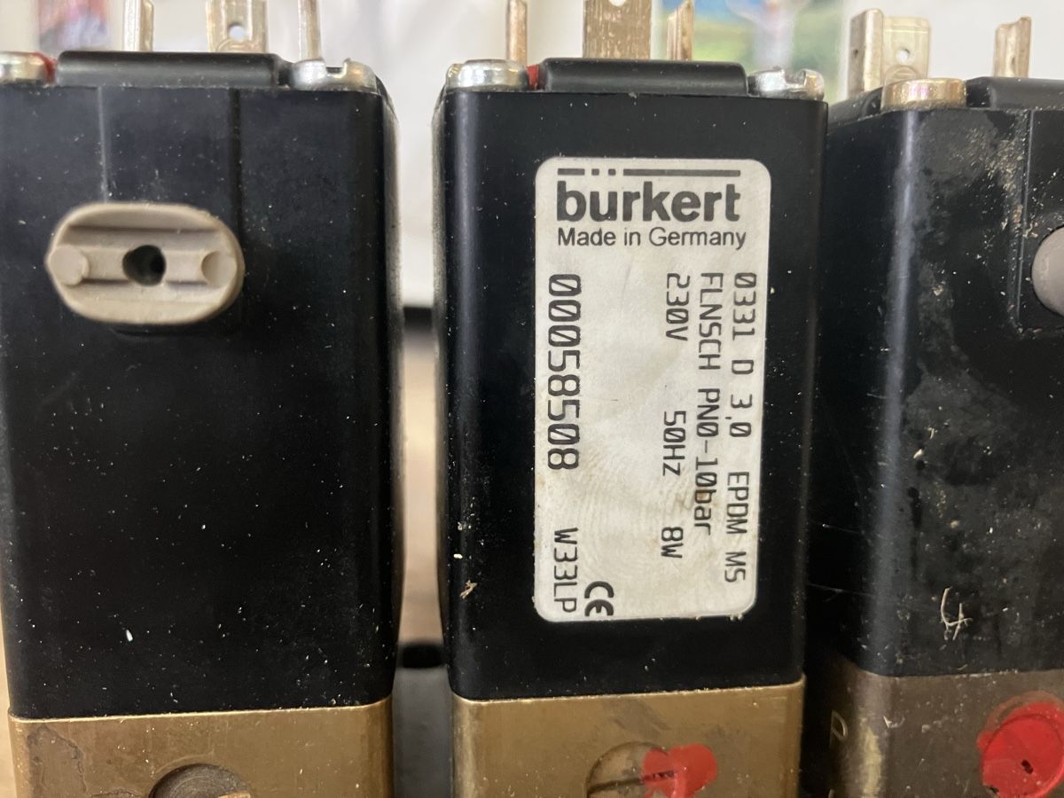 Altro per industria metallurgica: Magnetventile – Usato da Bremgarten AG venduto da Parmesan01 1