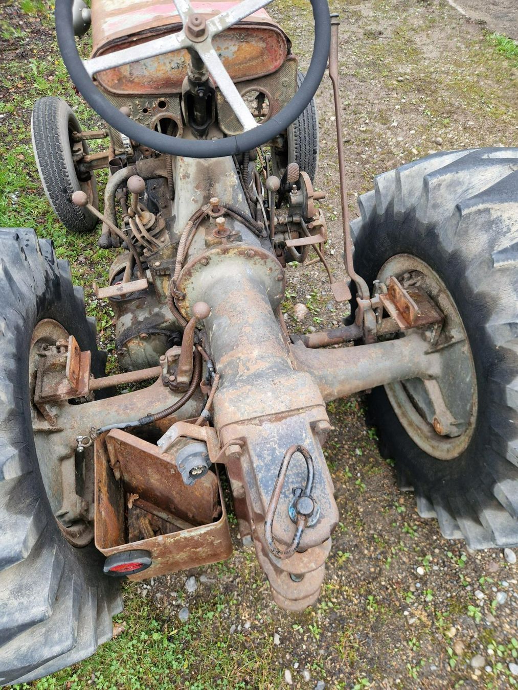 Hürlimann Trattori: Oldtimer Traktor Hürlimann D100 Teileträger – Usato da Dürnten venduto da Bachtel84 4
