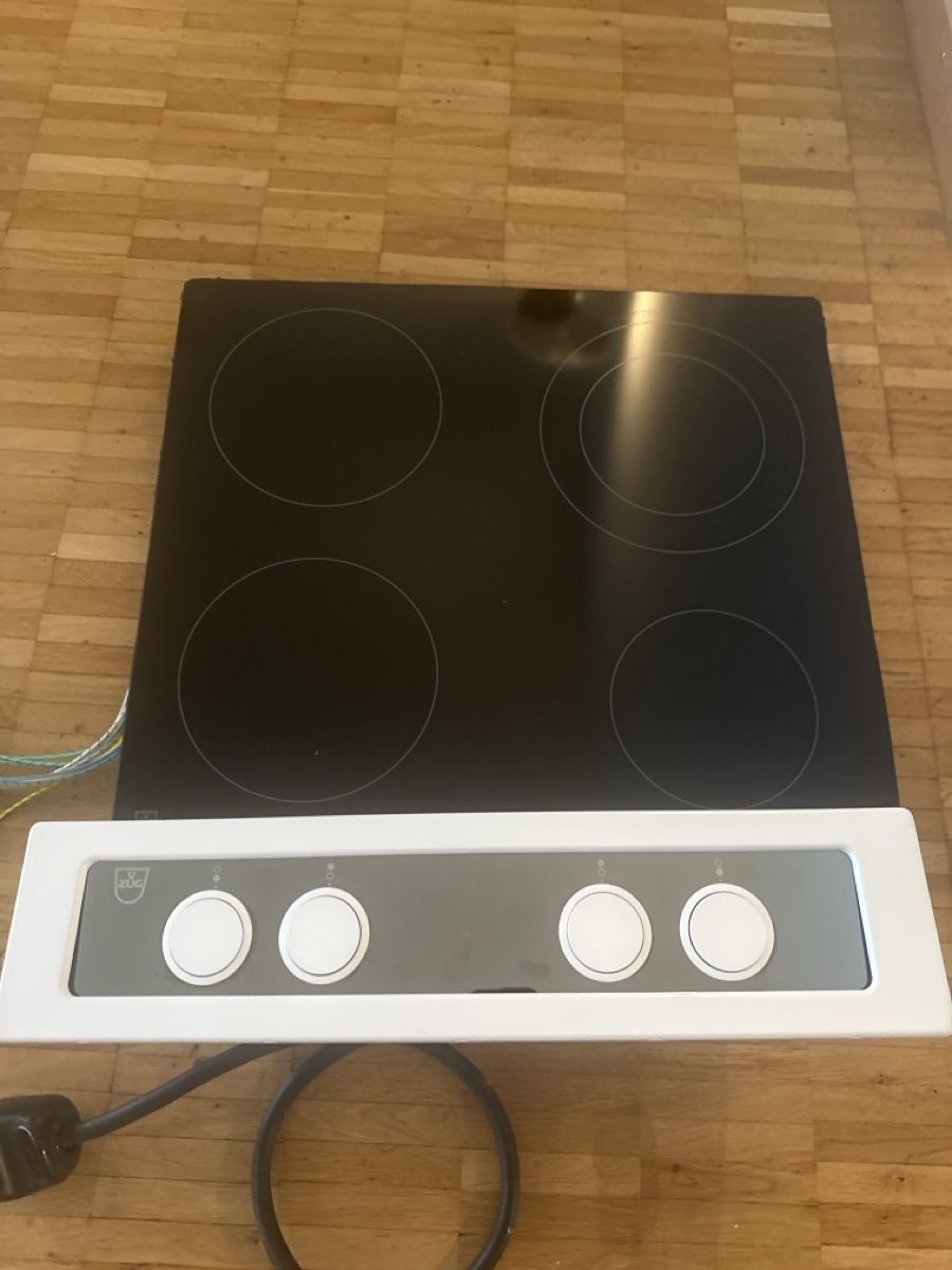 V-Zug Cucine: Kochfeld V- Zug neu preis 3000 – Usato da Rapperswil SG venduto da kat_rw8q 3