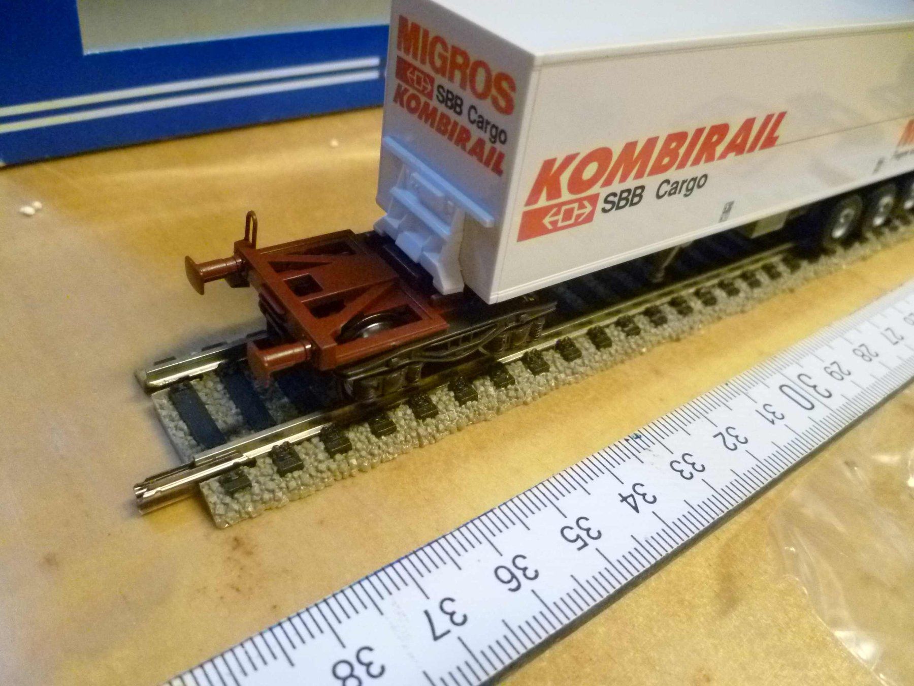 Roco Modelleisenbahnen: Autowagon 6 Achsen H0 DC – Gebraucht aus Rickenbach BL von umro11 3