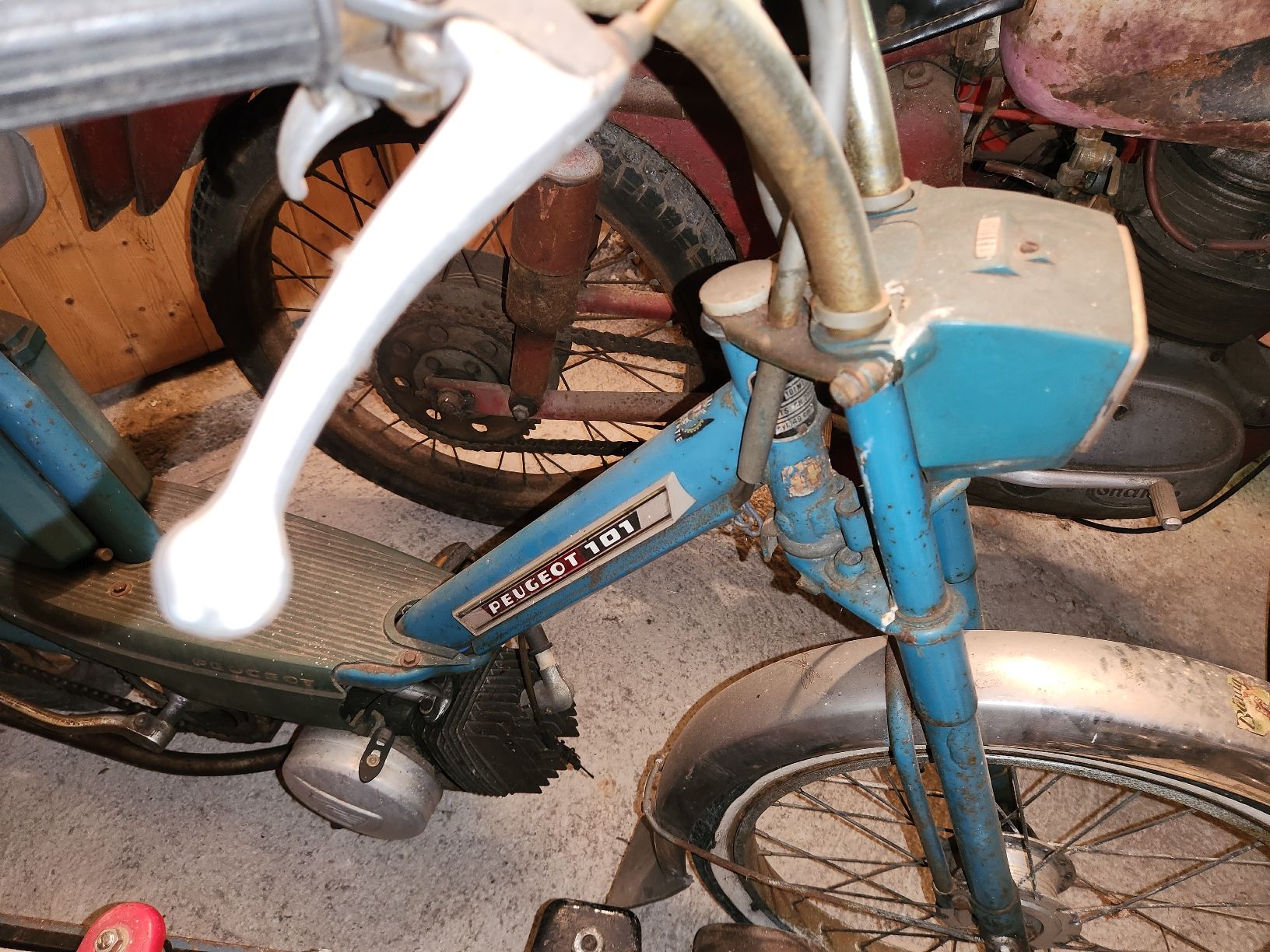 Peugeot Ciclomotori: Peugeot 101 Mofa Moped Oldtimer Töffli Scheunenfund – Difettoso da Stein AG venduto da Metaluna 1