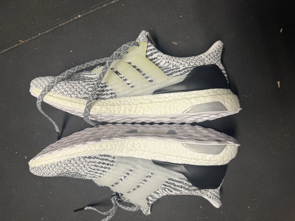 Adidas Scarpe da uomo: Adidas Ultraboost 1.0 – Nuovo (secondo la descrizione) da Morges venduto da osc_klm9 1