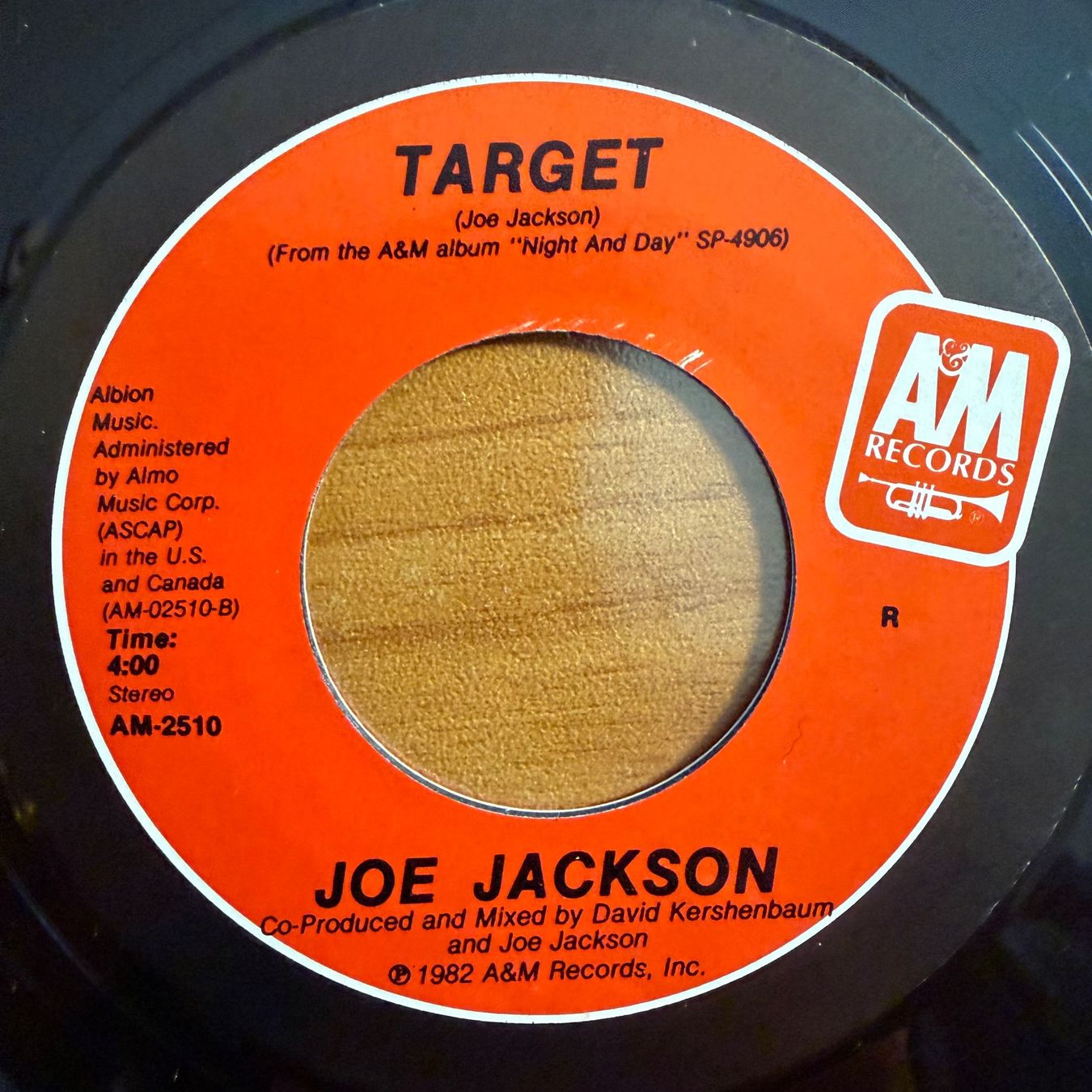 Vinyles: Joe Jackson - Breaking Us In Two / 1. US-Press. 1983 - TOP – D'occasion à Gais par soundcave57 3