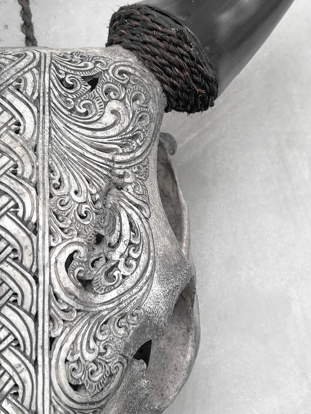 Sculture & Statue: Authentischer handgeschnitzter Kuhschädel - 57 cm x 40 cm. – Nuovo (secondo la descrizione) da Ponte Tresa venduto da 11GalleriaAlterEgo11 6
