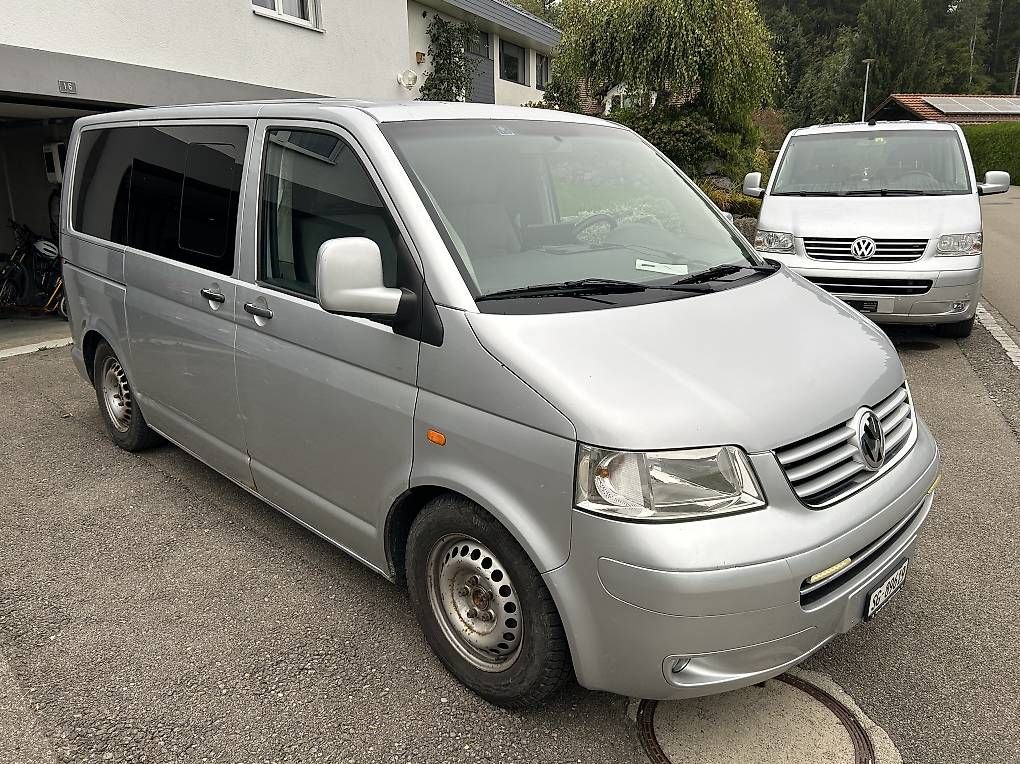 Automobili: Vw T5 Shuttle 2.5 TDI 4Motion – Usato da Engelburg venduto da manuellocher 1