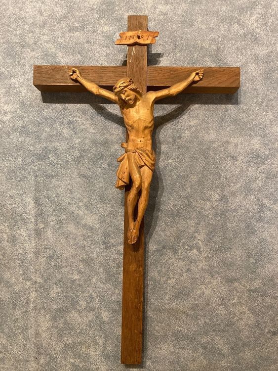 holz-kruzifix-kreuz-mit-jesus-figur-50-cm