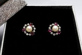 Perlohrstecker in 750er Weissgold mit pinken Saphiren