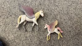 2 Schleich Tierfiguren Pegasus