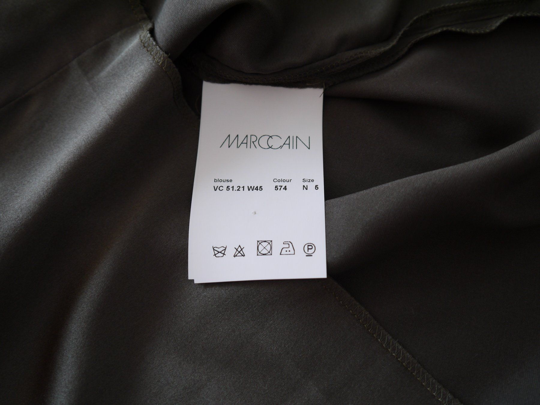 Marc Cain Camicette: Marc Cain Bluse aus Seide N5 – Usato da Hagendorn venduto da Blaf 3