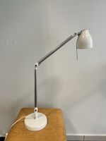 Design-Schreibtischlampe – Weiss/Aluminium