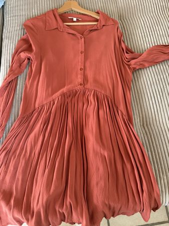 neuwertiges Kleid von Tom Tailor Grösse M