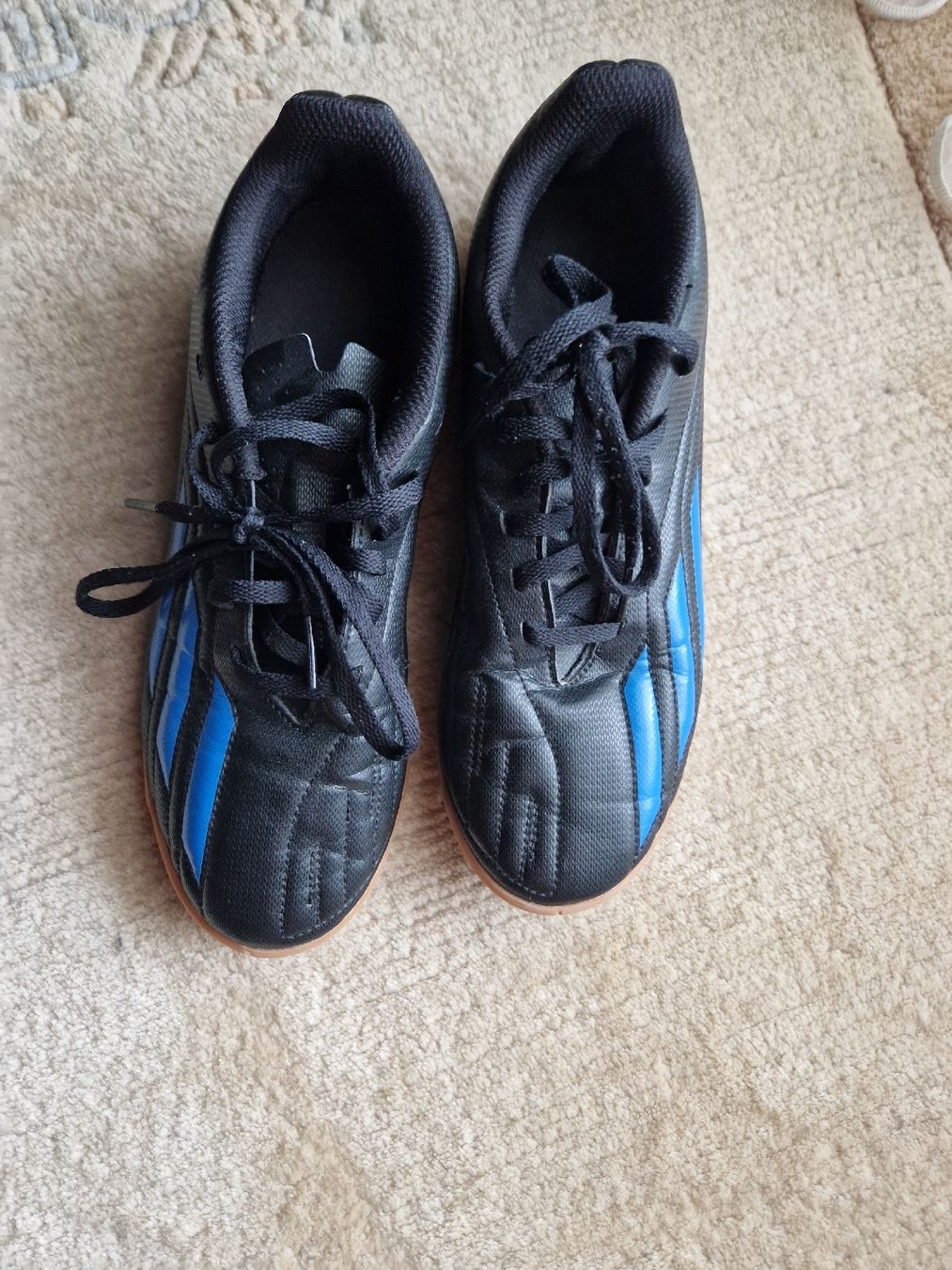 Adidas Scarpe per ragazzi:  Adidas Hallenschuhe – Usato da Arbon venduto da len_7mtx 1