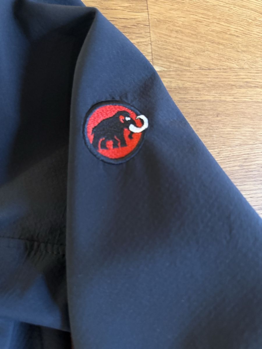 Mammut Jacken: Mammut Softshell Jacke Herren, Gr. XL, Schwarz – Gebraucht aus Allenwinden von Thebadboy 2