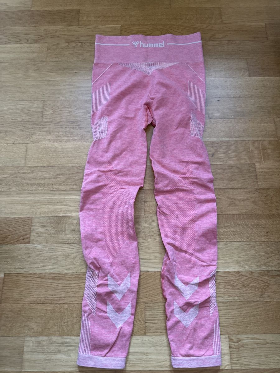 Hummel Leggings: Hummel Leggins – Usato da Ipsach venduto da ale_v82h