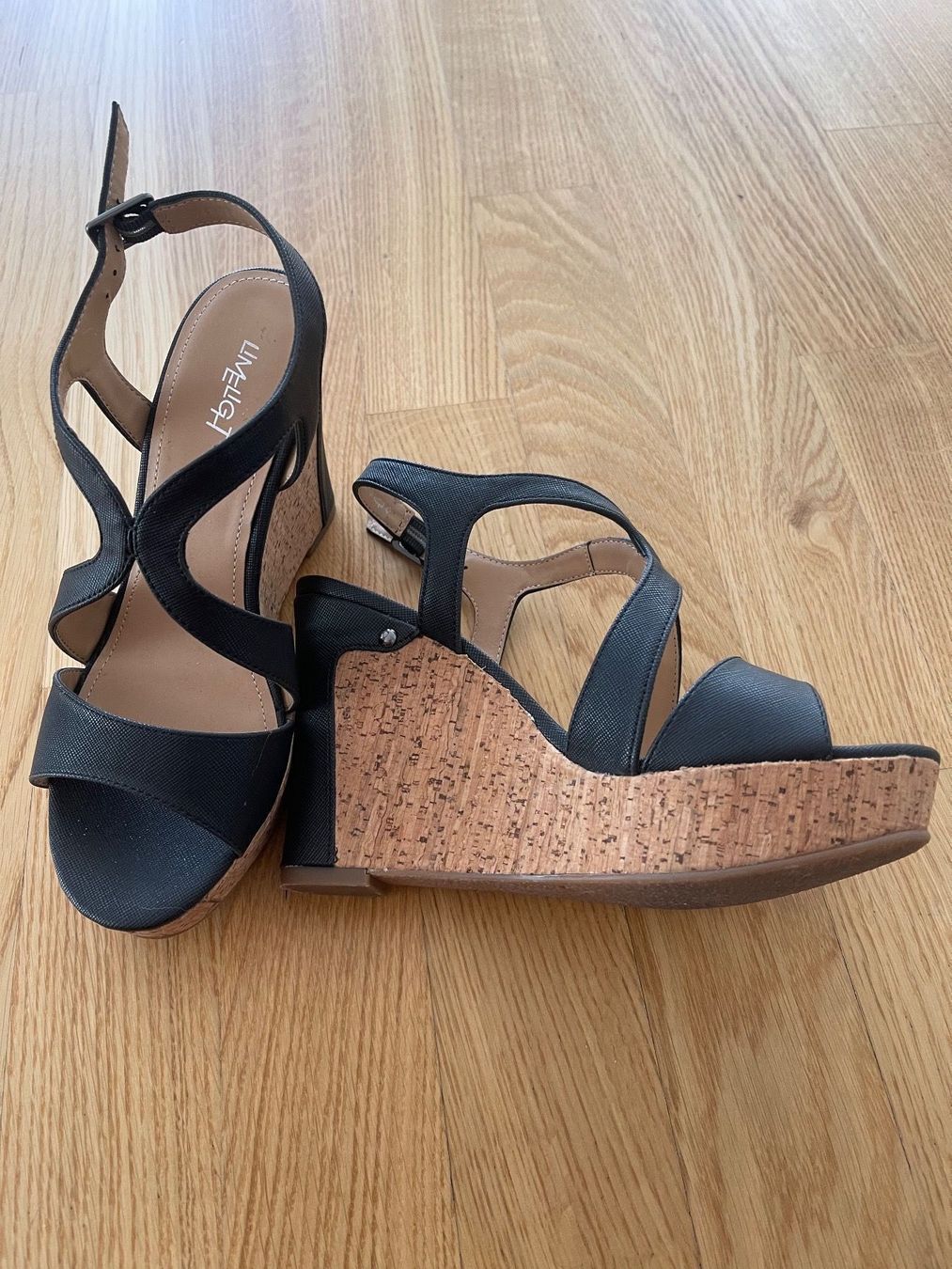 Damenschuhe: Sandaletten mit Plateauabsatz – Neu (gemäss Beschreibung) aus Staufen von GiuliettaD 3