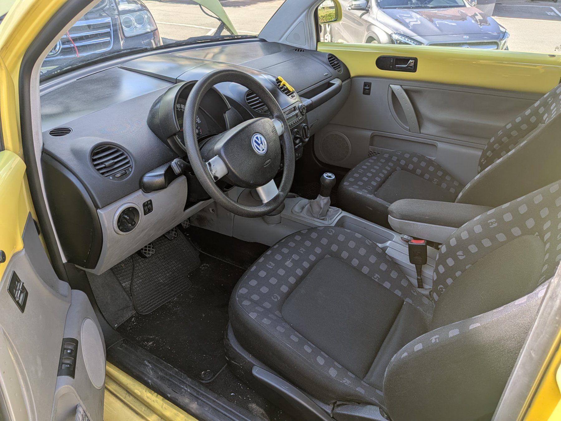 VW Autos: Vw New beetle 1.8t – D'occasion à Monthey par lpa_9ynf 4