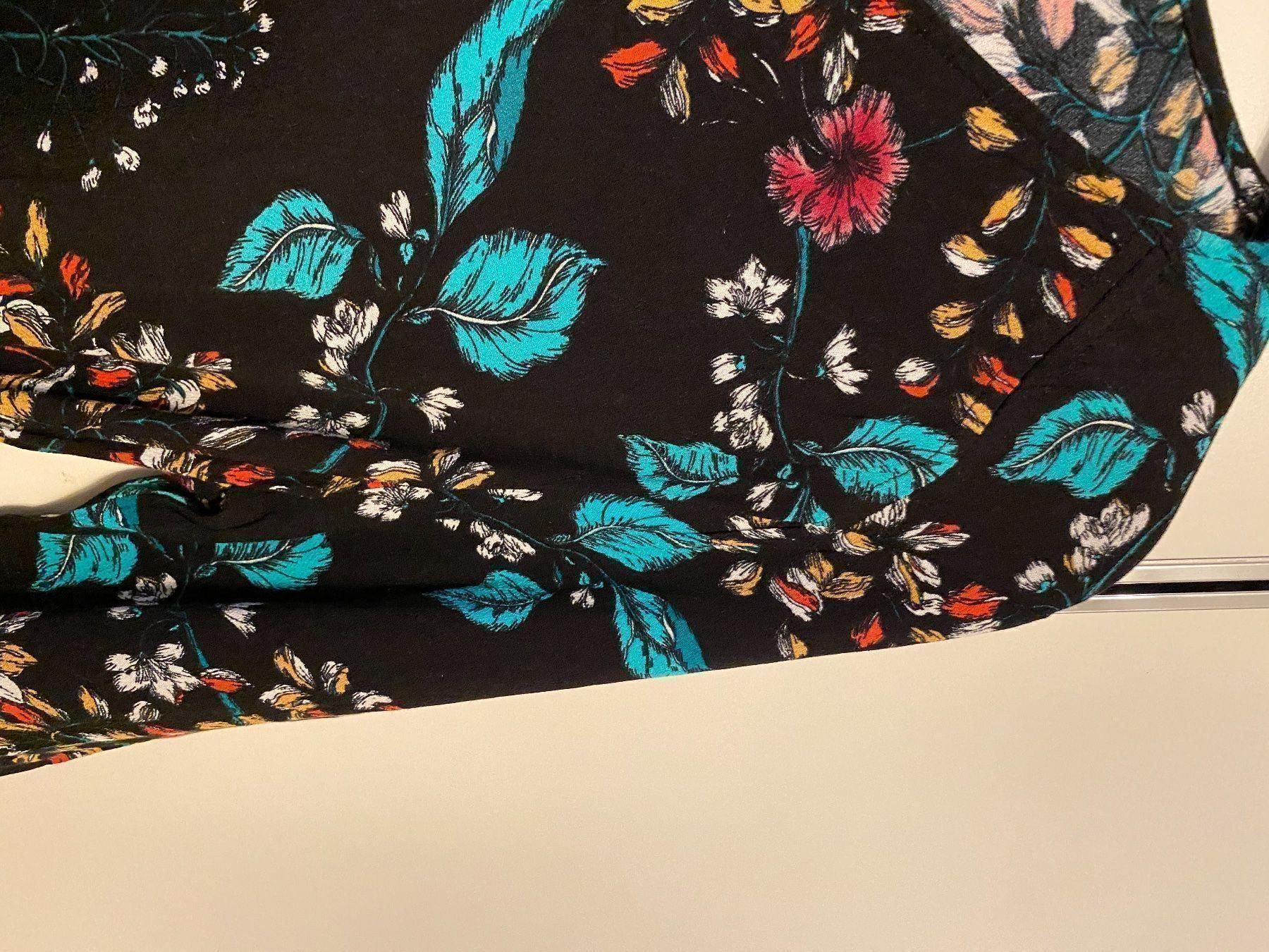 Vestiti: Damen kleid gr.36 – Usato da Pfungen venduto da Outlet64 2