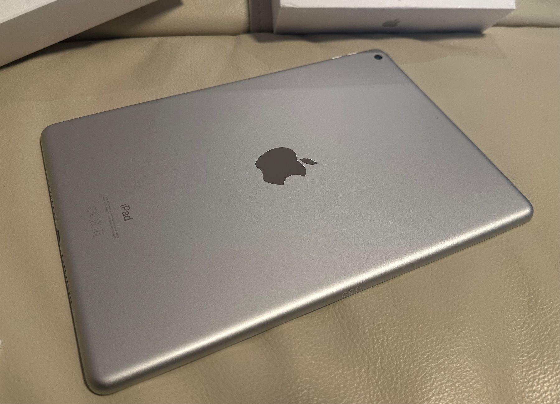 Apple Tablet PC: Apple iPad 8.Generation Tablet 32 GB Silber EINWANDFREI – Usato da Zürich venduto da dr.sisi 5