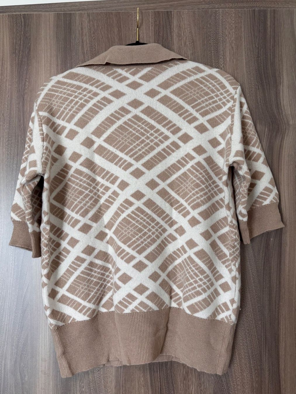 Madeleine Magliette Polo: Luxus Strick Poloshirt von Madelaine – Nuovo (secondo la descrizione) da Châtelaine venduto da Maronggi 1