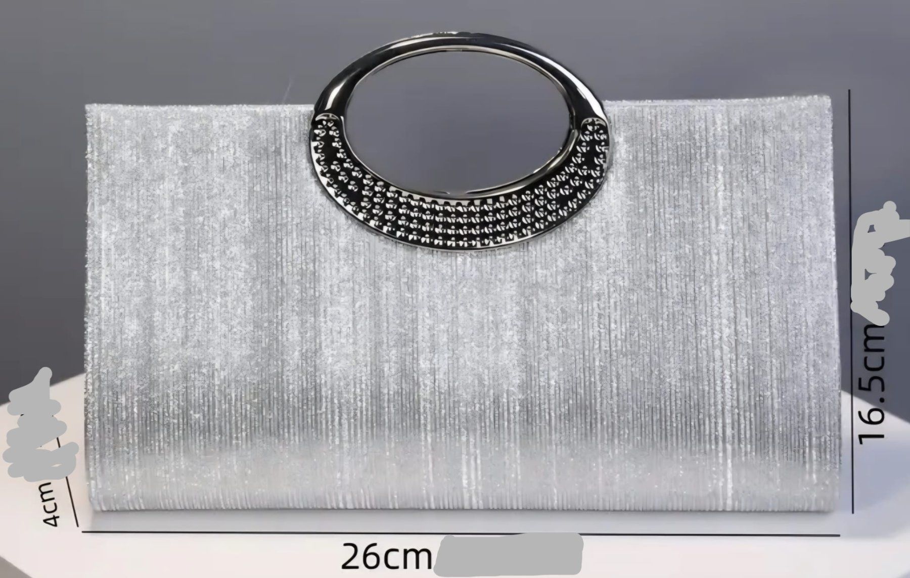 Taschen für Damen: Abendtasche silberfarben – Gebraucht aus Stüsslingen von Nickquenim 3