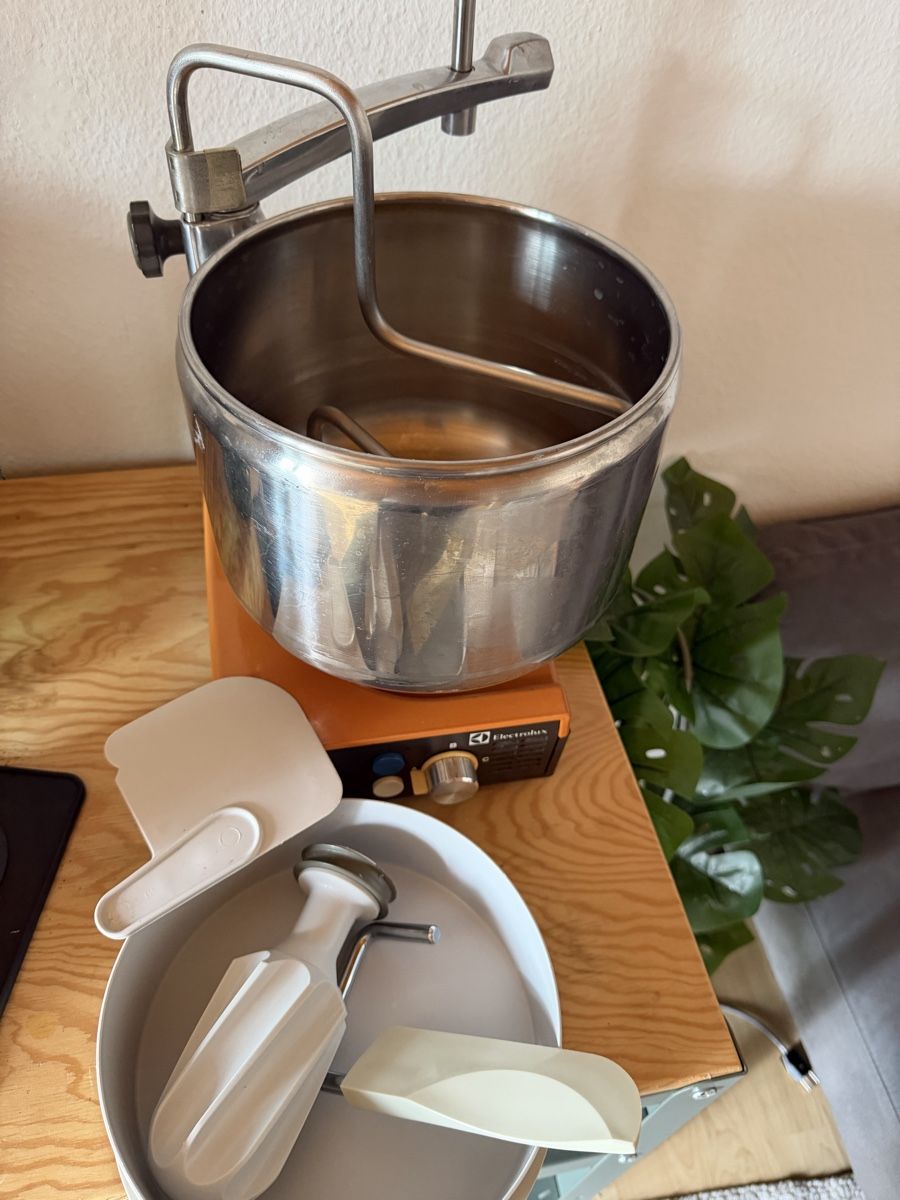 Electrolux Elettrodomestici da cucina: Electrolux Teigknetmaschine – Usato da Zuzwil SG venduto da Malou80 3