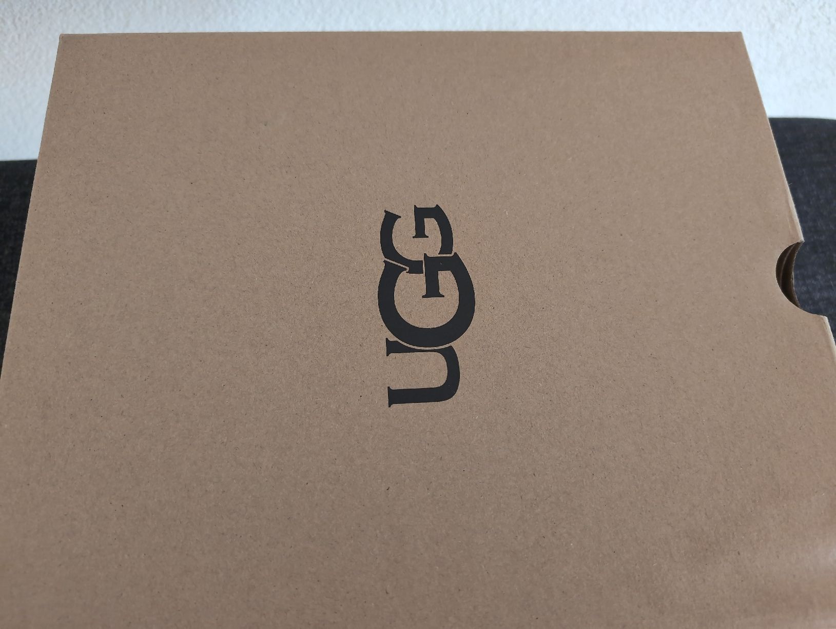 Ugg Scarpe da donna: UGG Classic Ultra Mini Boots - Size 36 -  New! – Nuovo e nell'imballaggio originale da Glis venduto da livespringly 6