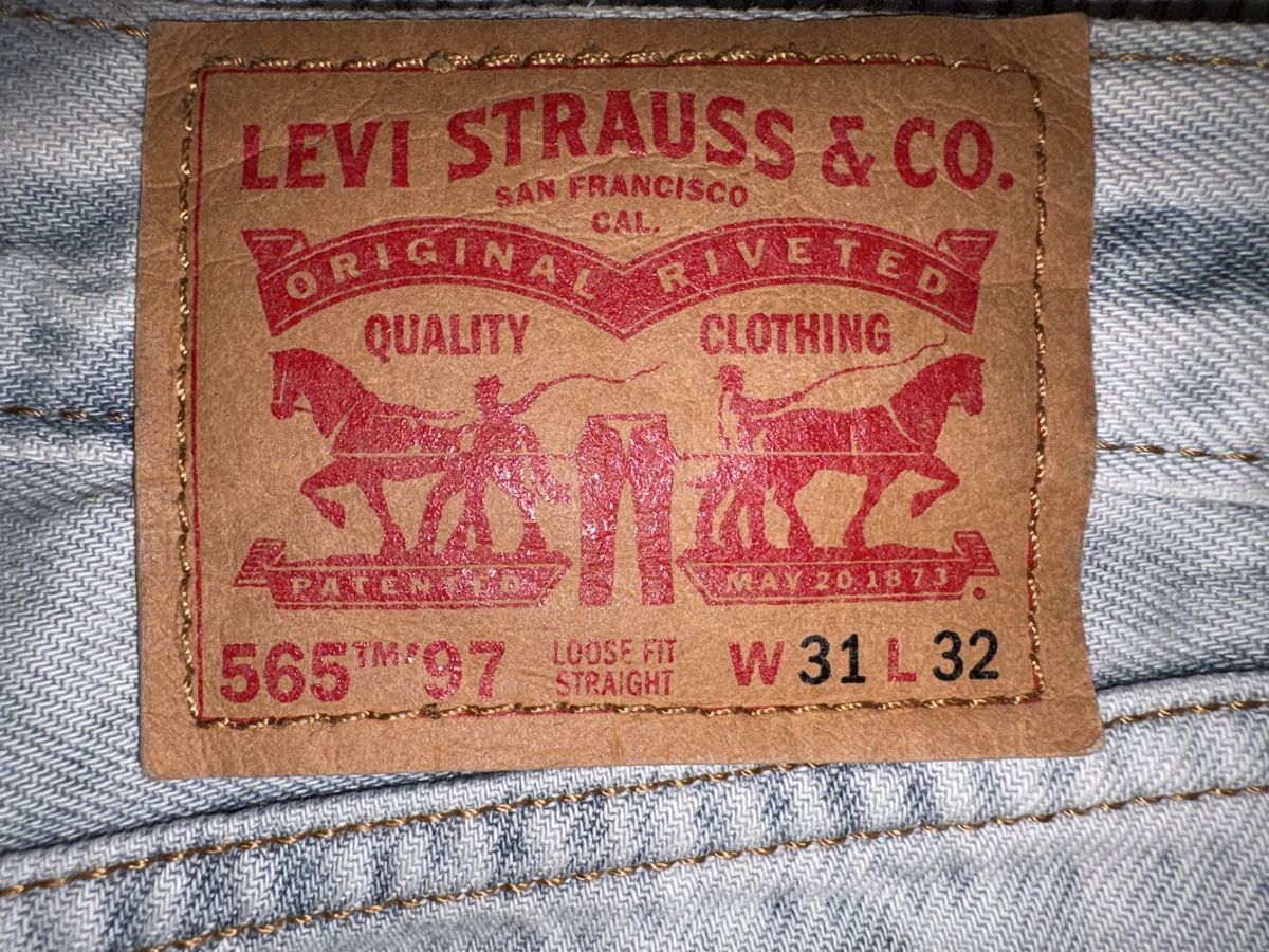 Levi's Jeans: Levis Jeans (31/32) – D'occasion à Zürich par ian_br6c 2