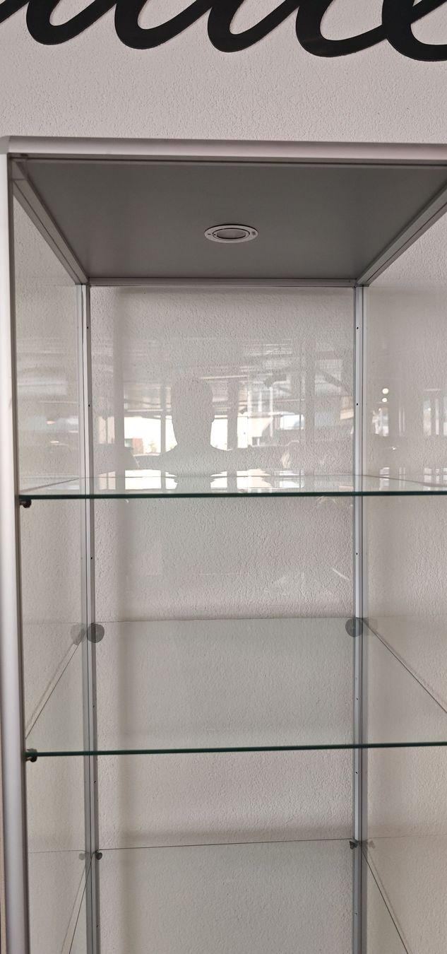 Vetrine: Glasvitrine Aluminium – Usato da Neuenhof venduto da GarageMatterAG1964 1