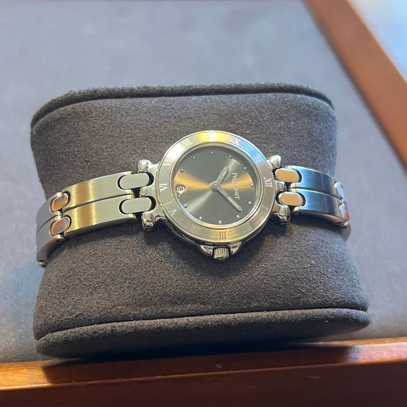 Montres: Pequignet Moorea Quartz Date Lady – D'occasion à Carouge GE par Watchaser 6