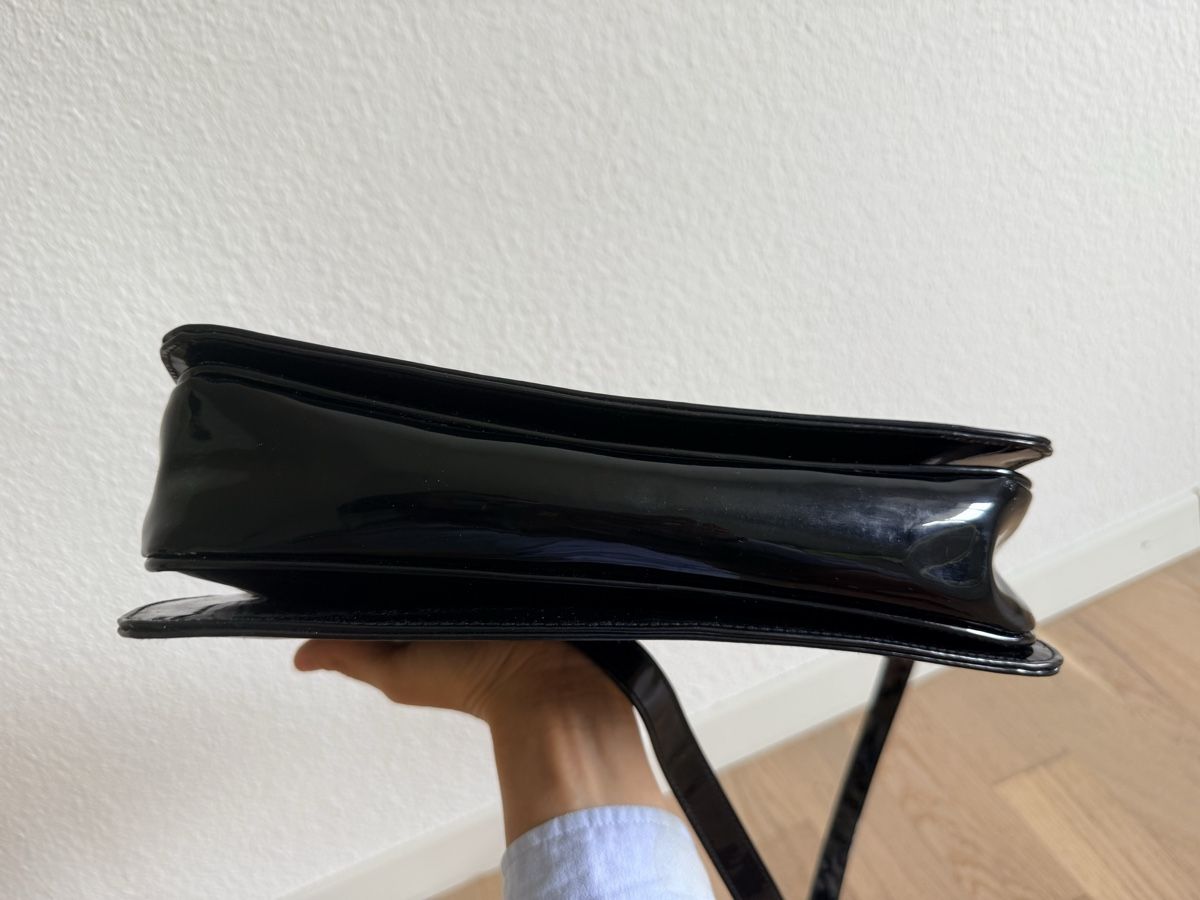 Sacs femmes: Schultertasche schwarz   – D'occasion à Rorschacherberg par pol_2pw7 6