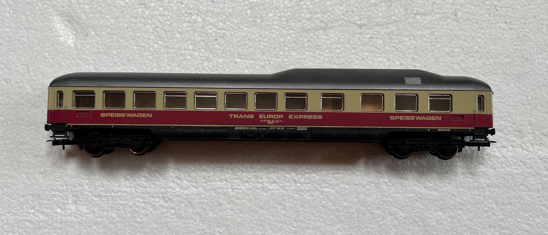 Lima Modellini di ferrovie: LIMA H0 TEE Buckelspeisewagen – Usato da Rebstein venduto da keeljohnpirat