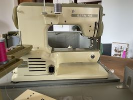 Bernina-Record Nähmaschine 530_1 mit Zubehör und Koffer